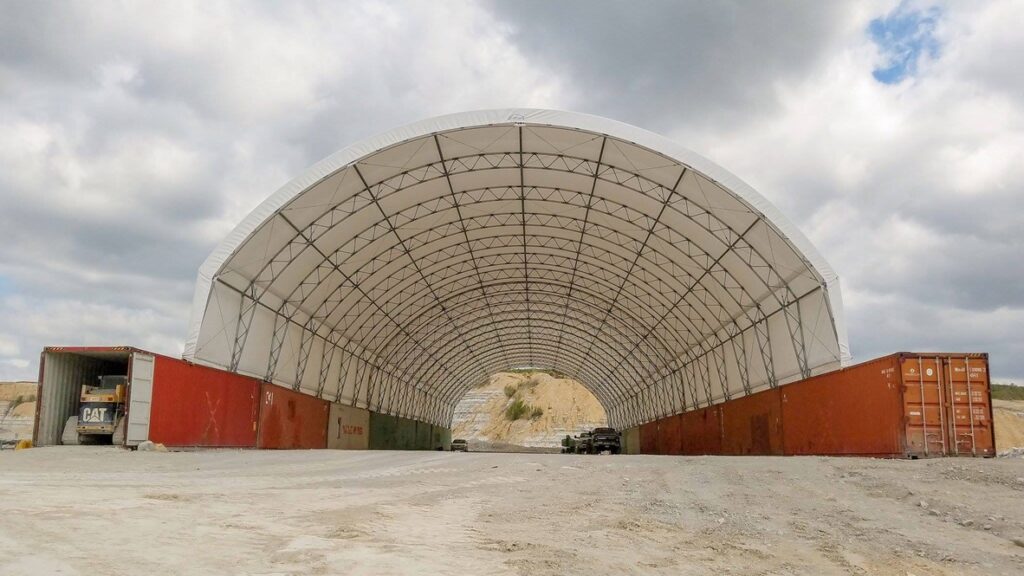 Containerüberdachung Zelt - 80x12m Containerbasis.de