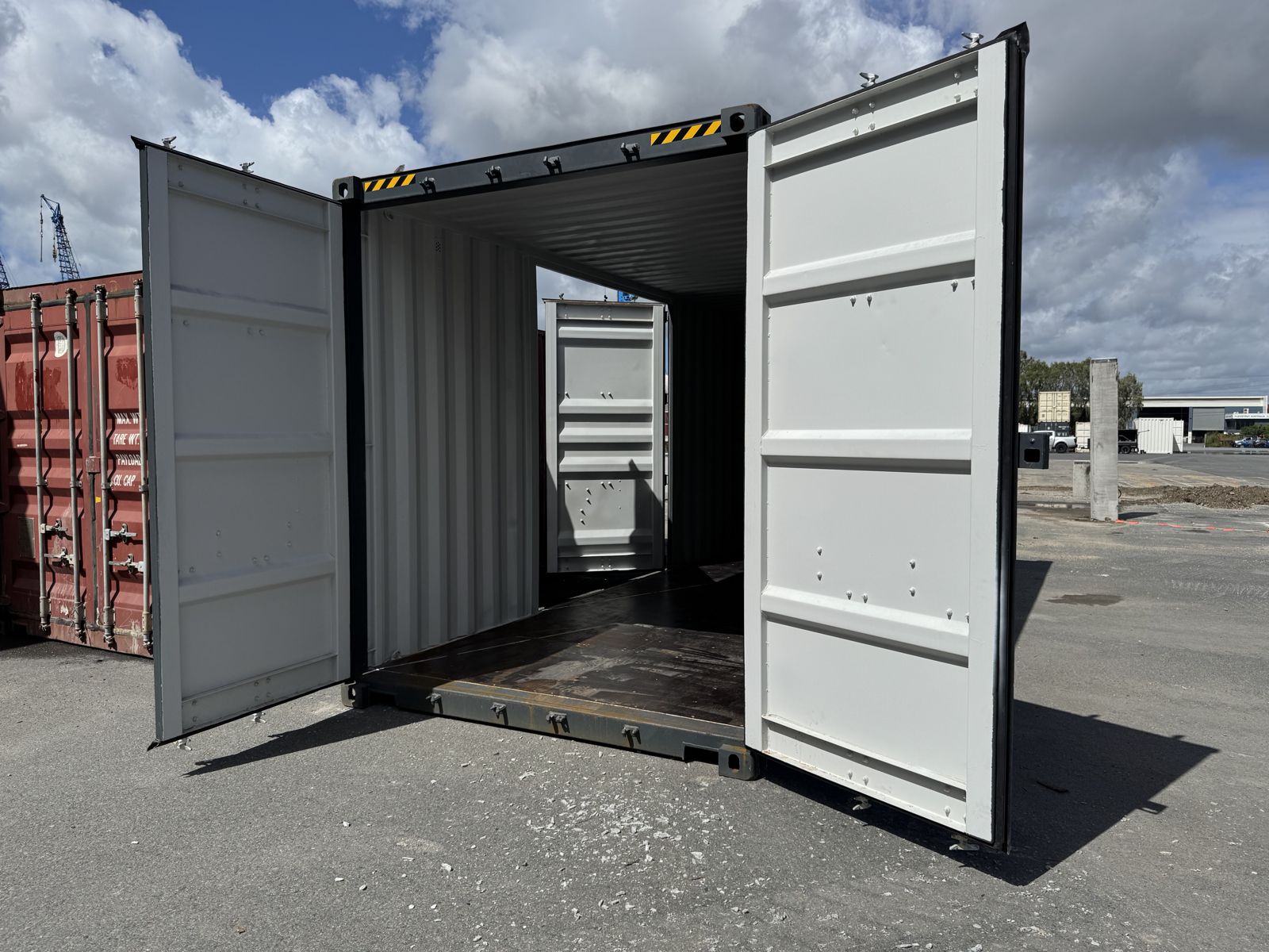 20 Fuß high cube container mit Seitentür anthrazit RAL 7016, Bild 6
